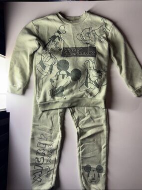 Disney Light Green Mickey & Friends Kids Sweatshirt and Joggers Set Size 7